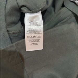 New with tags Loft deep green casual/office ankle pants;; Size 0